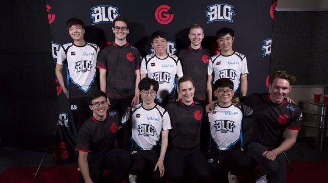 后者则陷入 后者则陷入