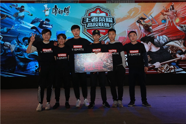 合作中一同 合作中一同