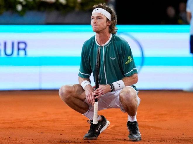 个人的奋斗 个人的奋斗