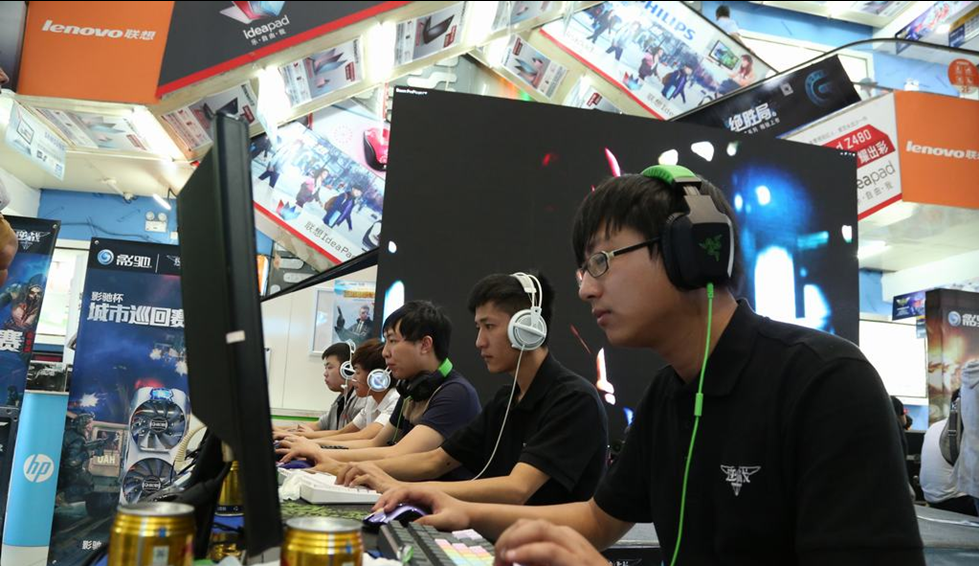 却显示了周 却显示了周