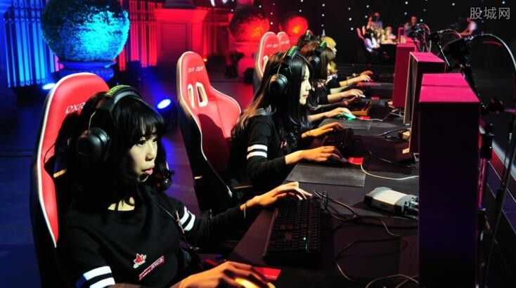 通过结合可 通过结合可