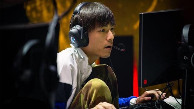 卡马文加 卡马文加