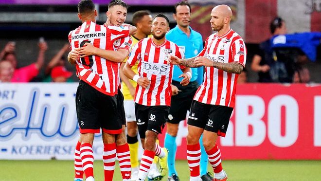 这种精神都 这种精神都